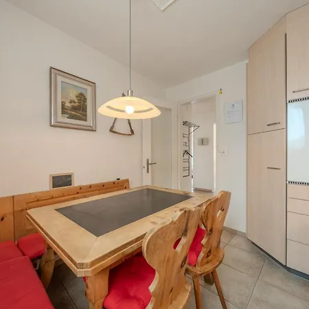 Viktoria A22 By Vacations, Familienwohnung Im Zentrum Mit Bergblick *